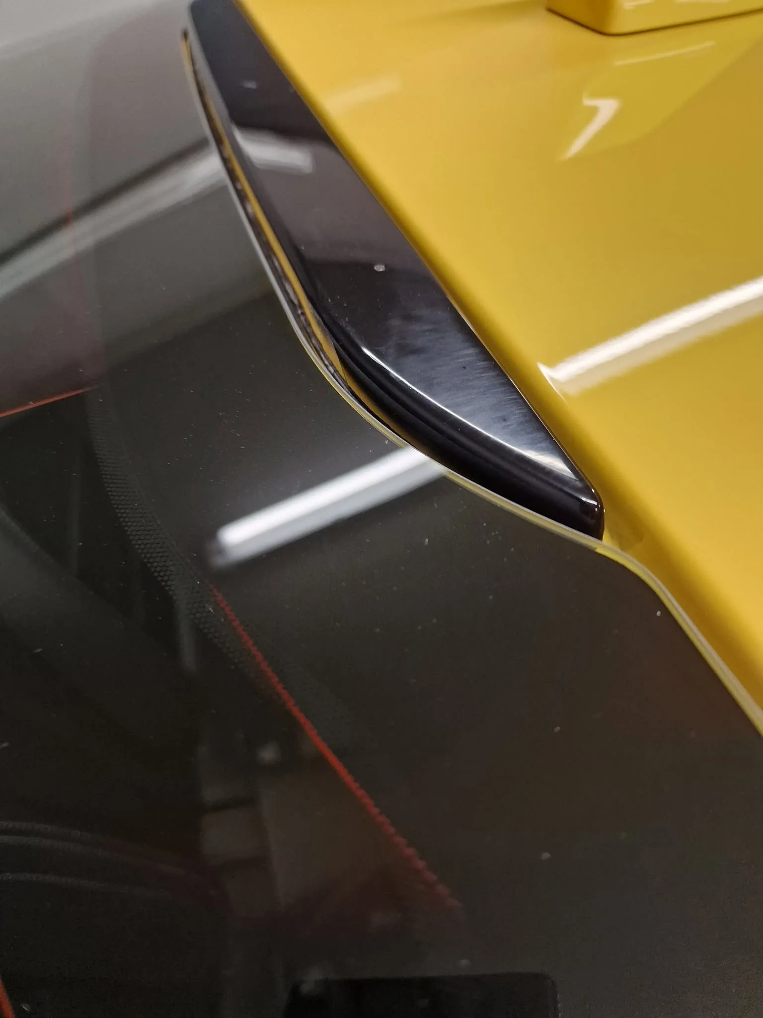 Poliranje in grafenska zaščita vozila do 7 let - Ford Mustang GT — ob prevzemu — slika 1