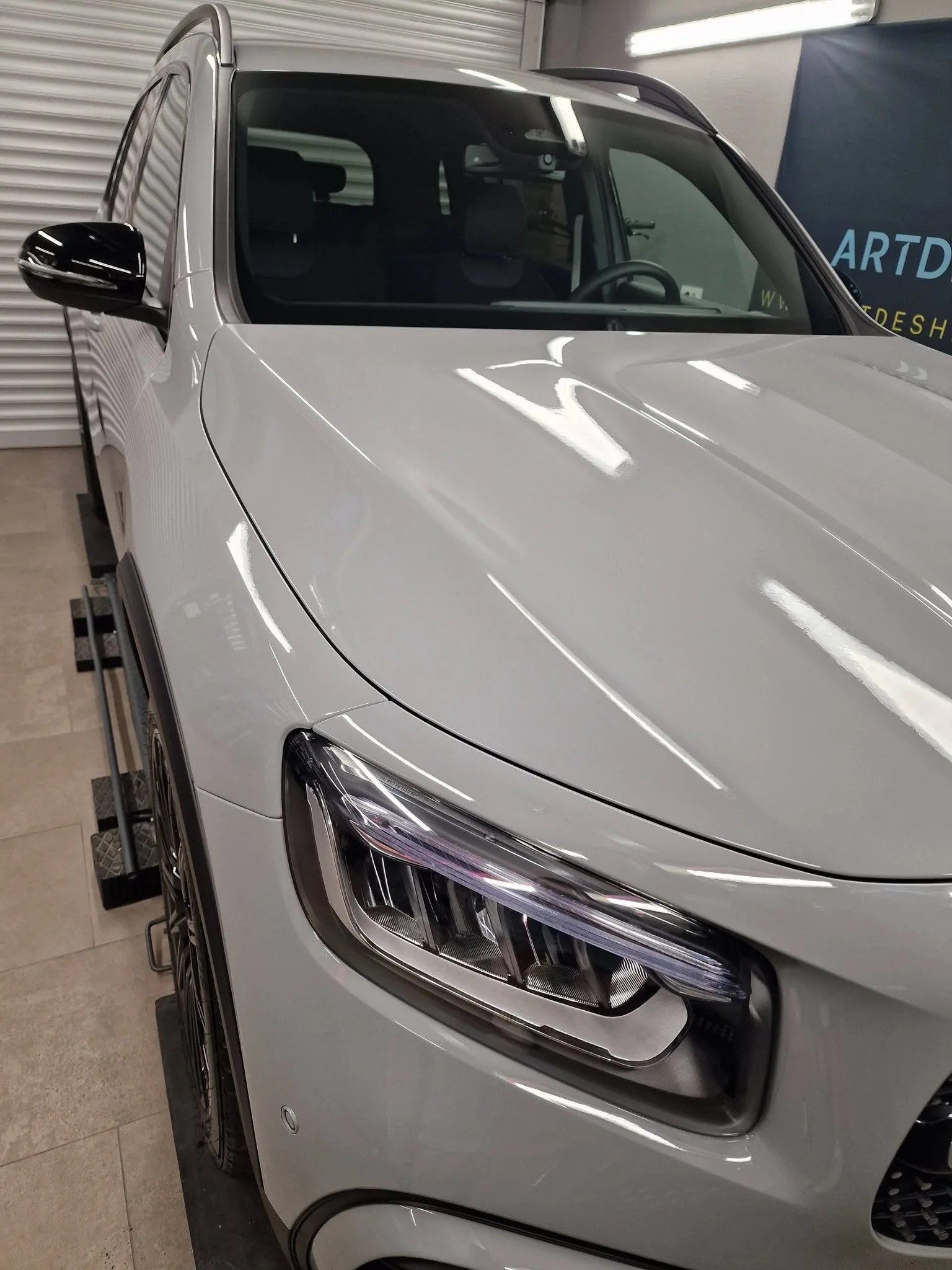 Poliranje in keramična zaščita vozila do 5 let - Mercedes Benz GLB — ob predaji — slika 10