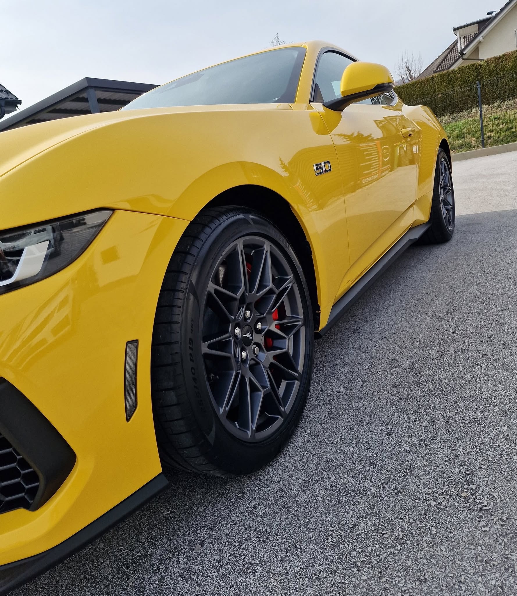 Poliranje in grafenska zaščita vozila do 7 let - Ford Mustang GT — ob predaji — slika 3