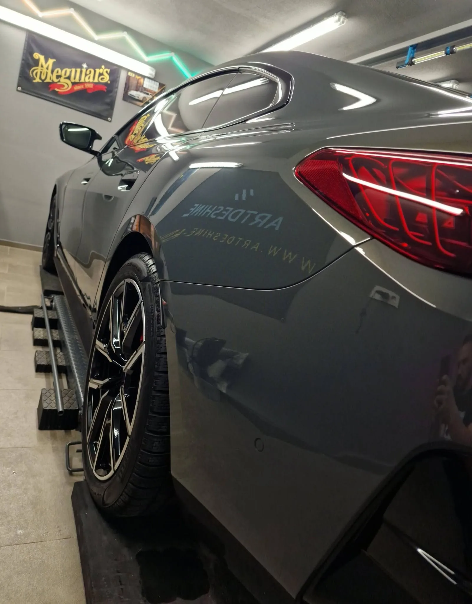 Poliranje in grafenska zaščita vozila do 7 let - BMW 440i — ob predaji — slika 25