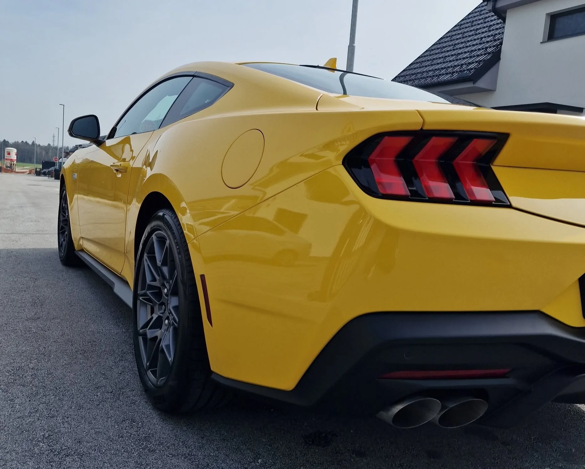 Poliranje in grafenska zaščita vozila do 7 let - Ford Mustang GT — ob predaji — slika 4