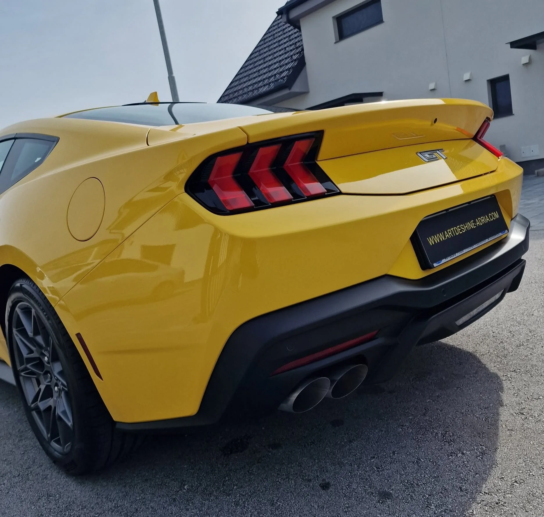 Poliranje in grafenska zaščita vozila do 7 let - Ford Mustang GT — ob predaji — slika 5