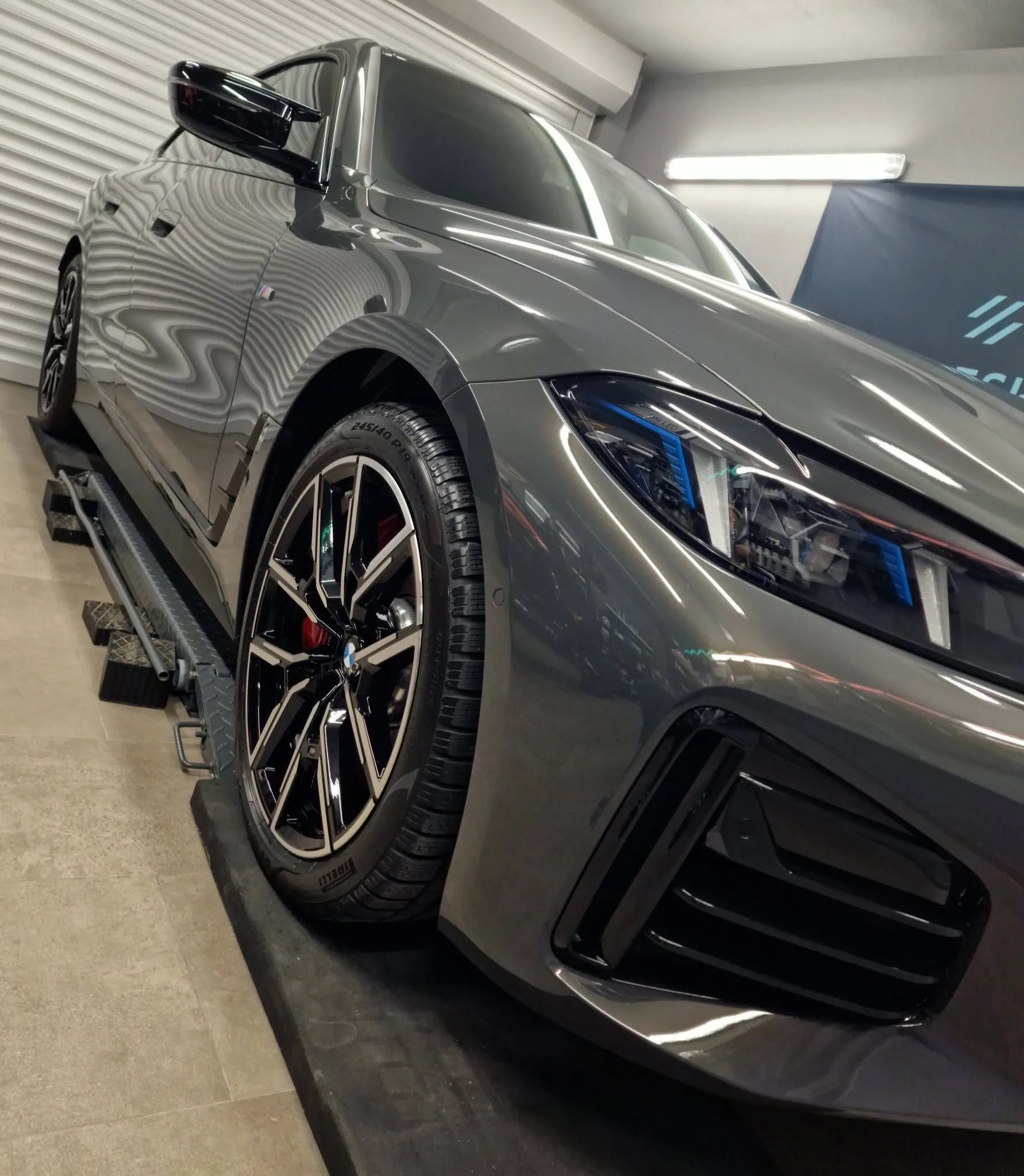 Poliranje in grafenska zaščita vozila do 7 let - BMW 440i — ob predaji — slika 27