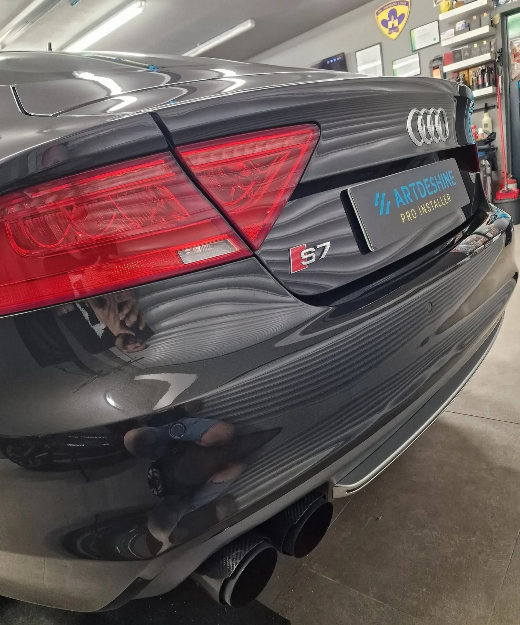 Poliranje in grafenska zaščita vozila do 1 leta - Audi S7 — ob predaji — slika 7