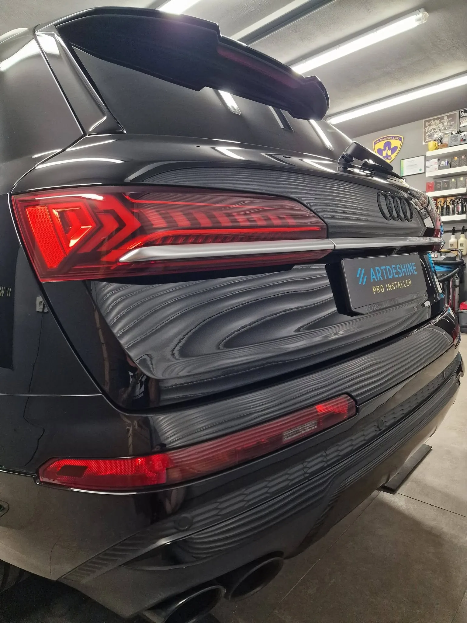 Poliranje in grafenska zaščita vozila do 7 let - AUDI Q7 — ob predaji — slika 9