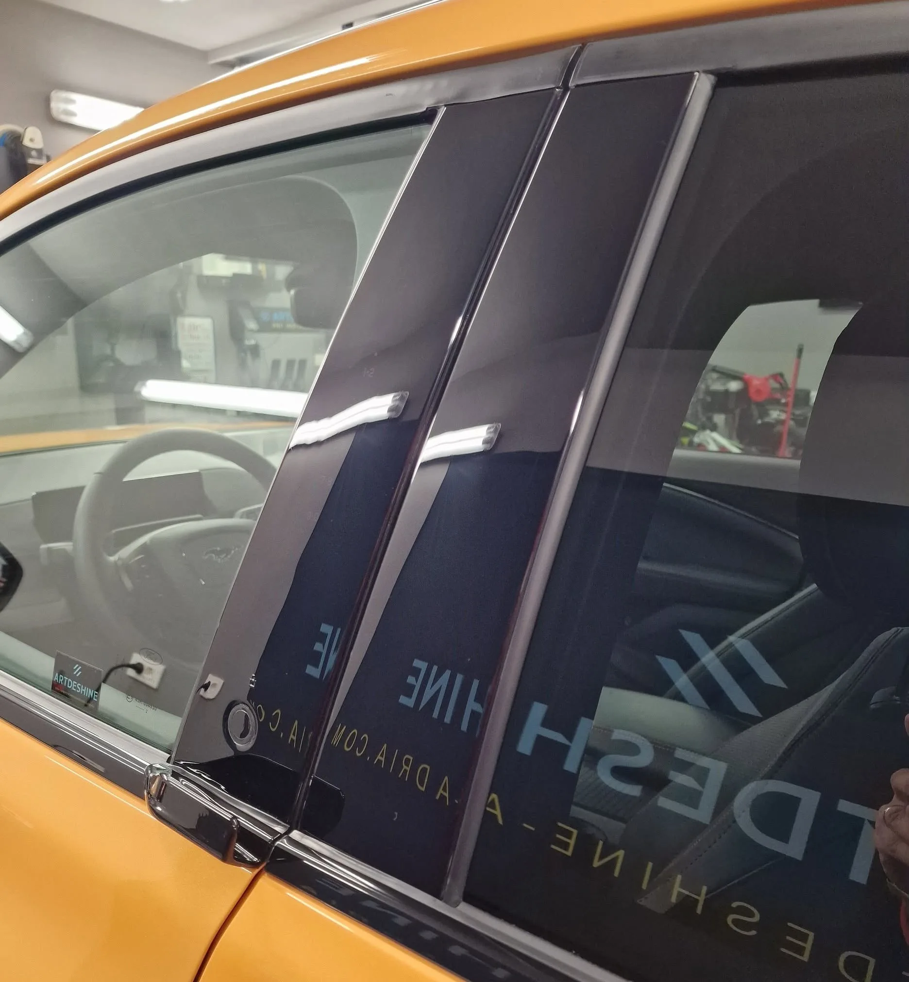 Poliranje in grafenska zaščita vozila do 7 let - Ford Mustang MACH E — ob predaji — slika 17