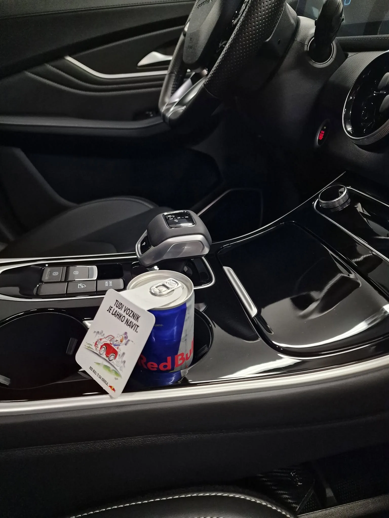 Keramična zaščita notranjosti vozila - Forthing T5 EVO — ob predaji — slika 22