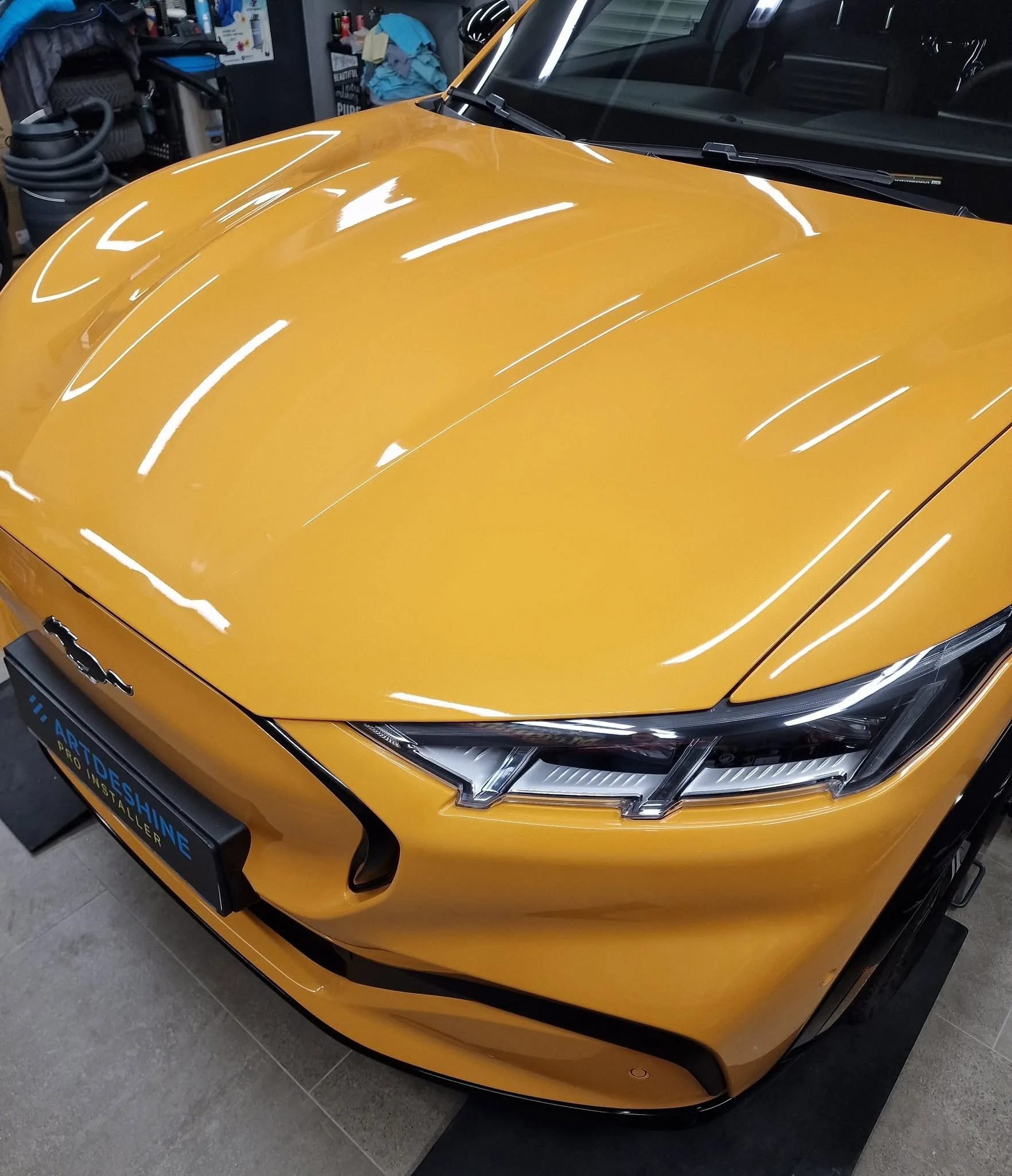 Poliranje in grafenska zaščita vozila do 7 let - Ford Mustang MACH E — ob predaji — slika 18