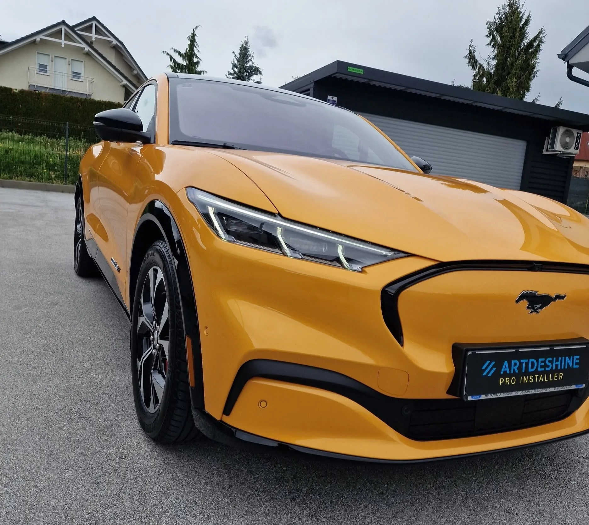 Poliranje in grafenska zaščita vozila do 7 let - Ford Mustang MACH E — ob predaji — slika 3