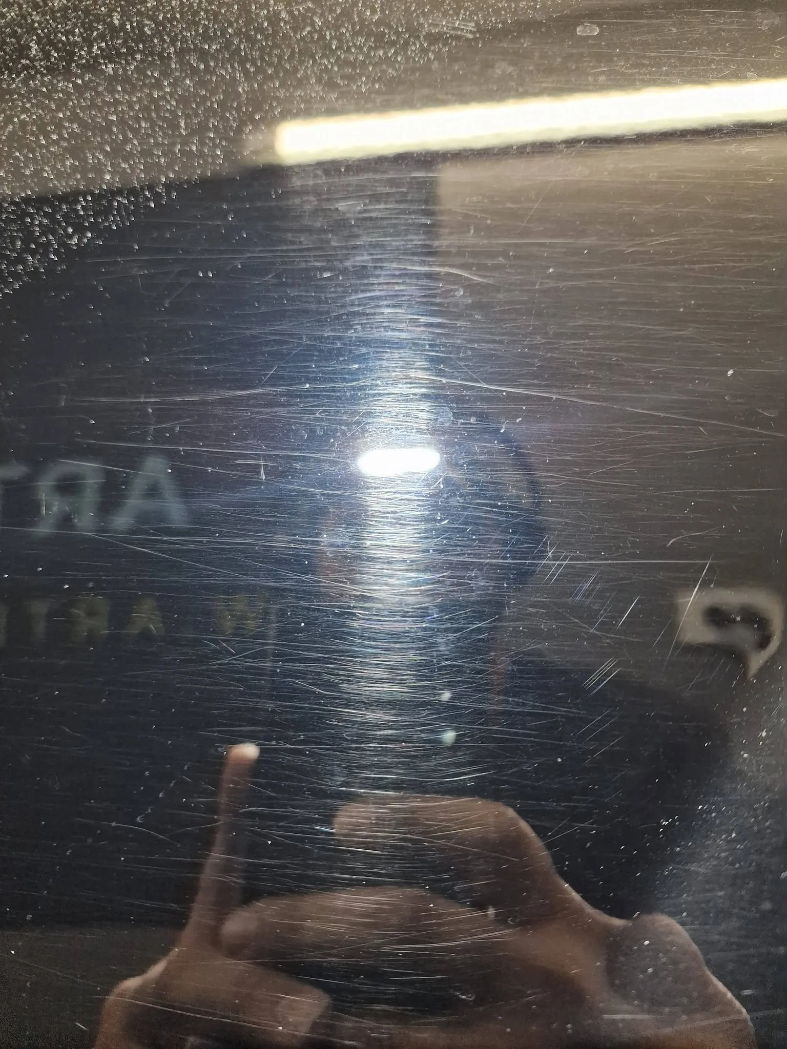 Poliranje in grafenska zaščita vozila do 7 let - AUDI Q7 — ob prevzemu — slika 3